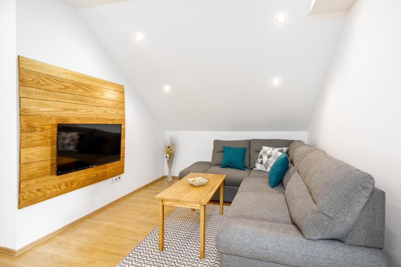 Apartman Medved Слуни Экстерьер фото