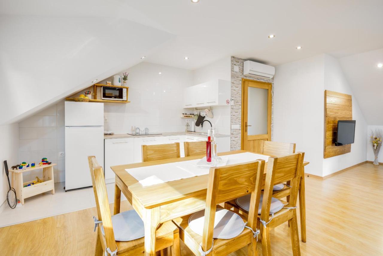 Apartman Medved Слуни Экстерьер фото