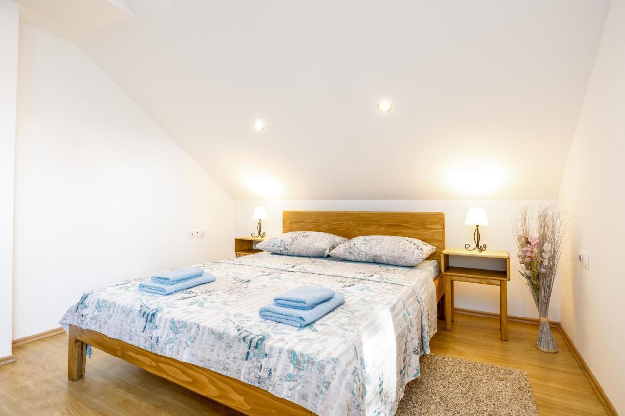 Apartman Medved Слуни Экстерьер фото